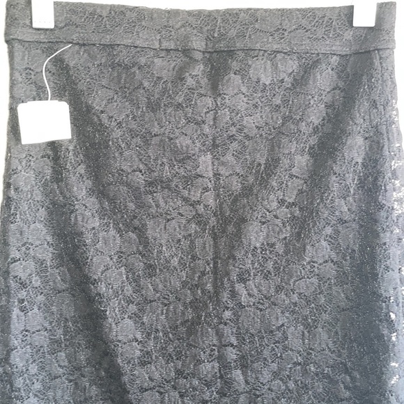 FOREVER 21 black lace pencil midi skirt in women’s small - Picture 8 of 8
